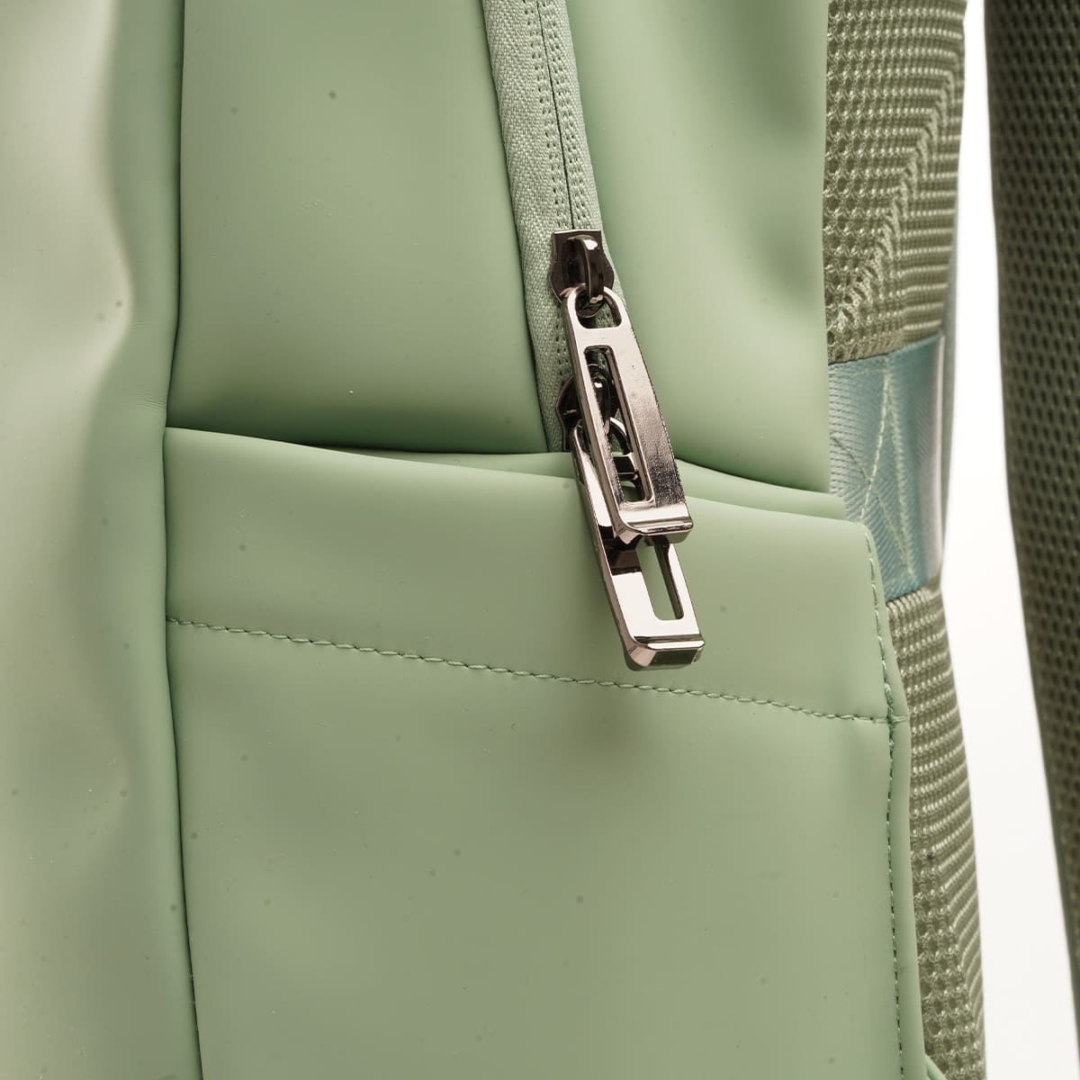 Mochila Renata Amazonas Detalle