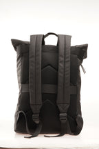 Mochila Renata Roll Top Black Atras