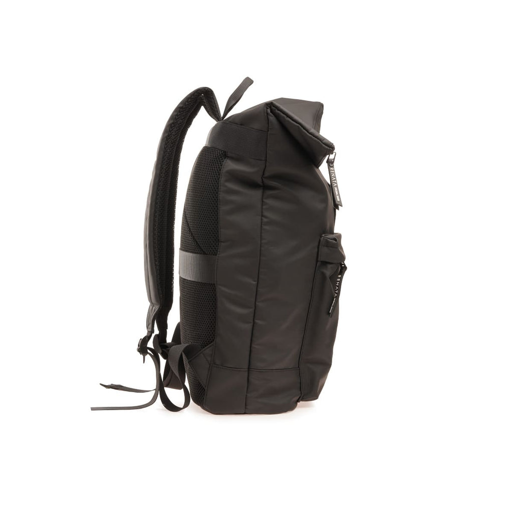 Mochila Renata Roll Top Black Izquierda