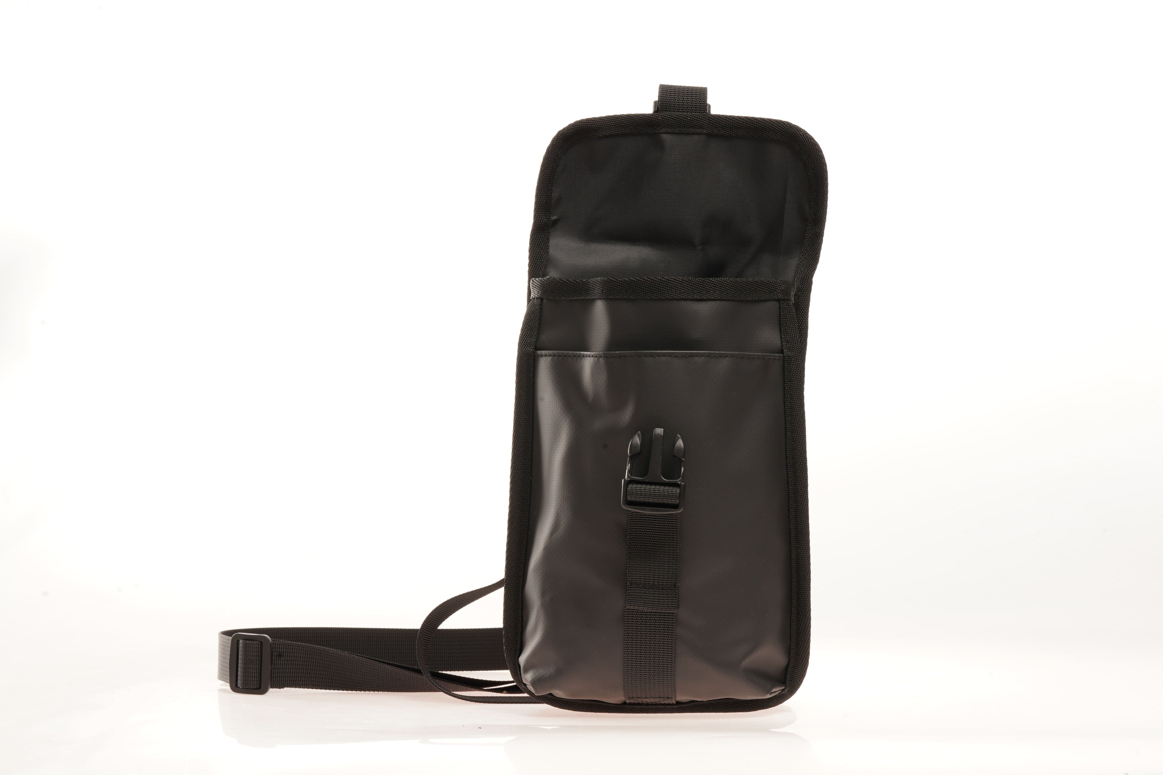 Morral Compacto Renata Super Cool Black Abierto