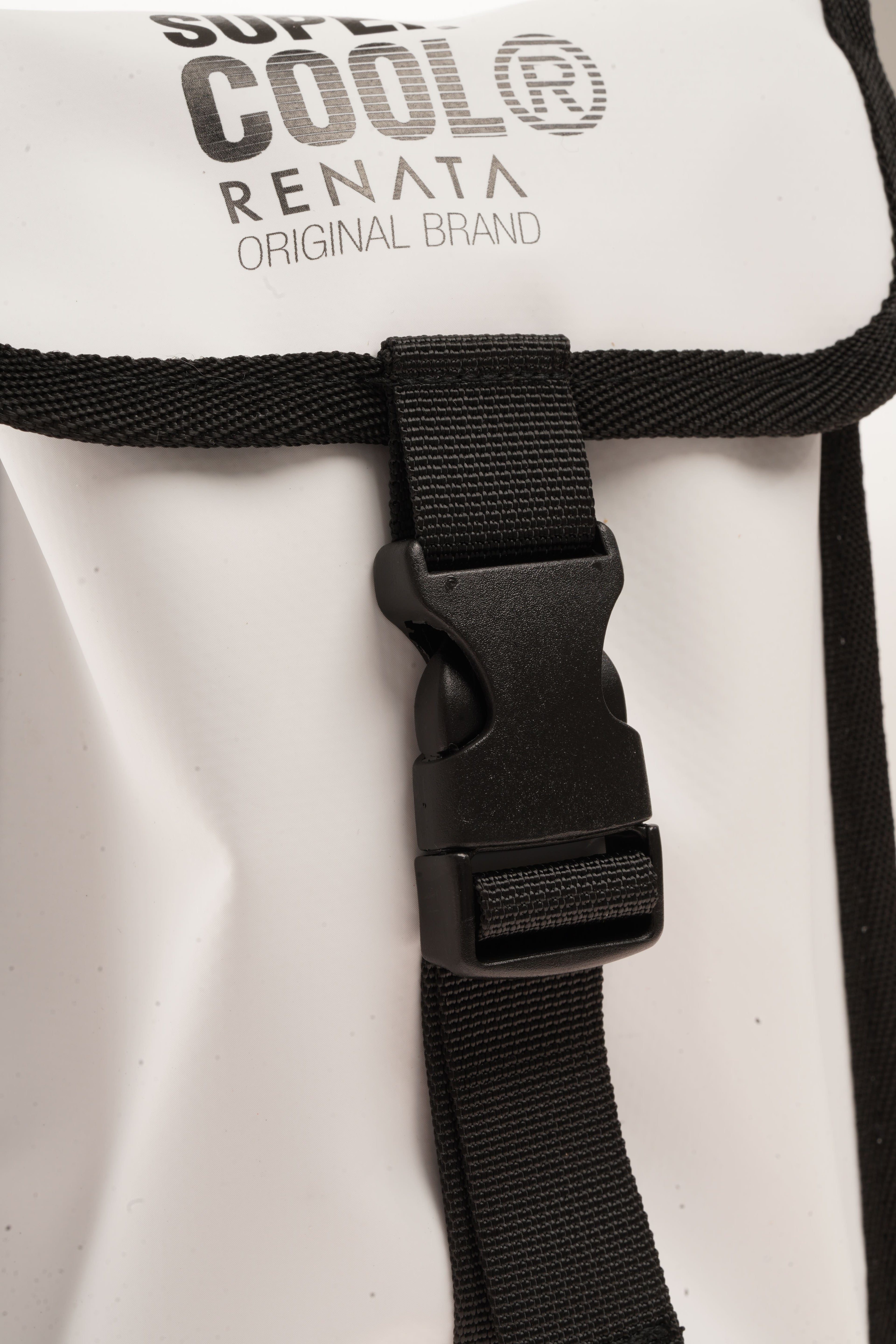 Morral Compacto Renata Super Cool White Detalle