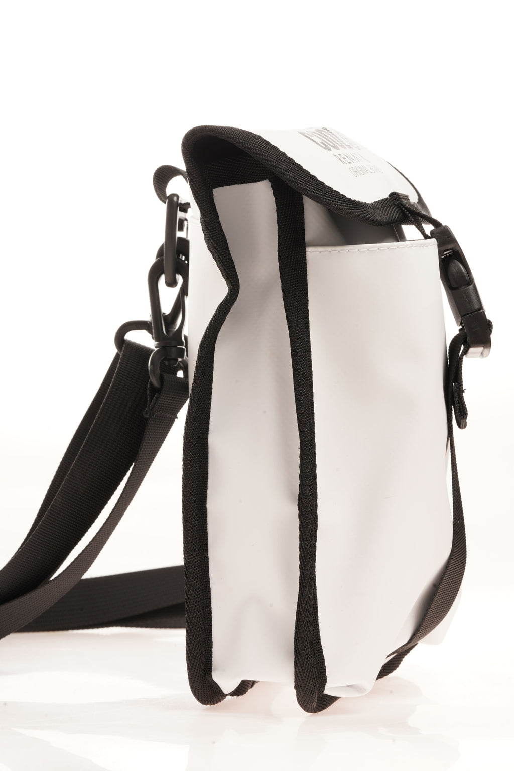 Morral Compacto Renata Super Cool White Lateral