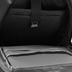 Porta notebook impermeable anti robo USB interior