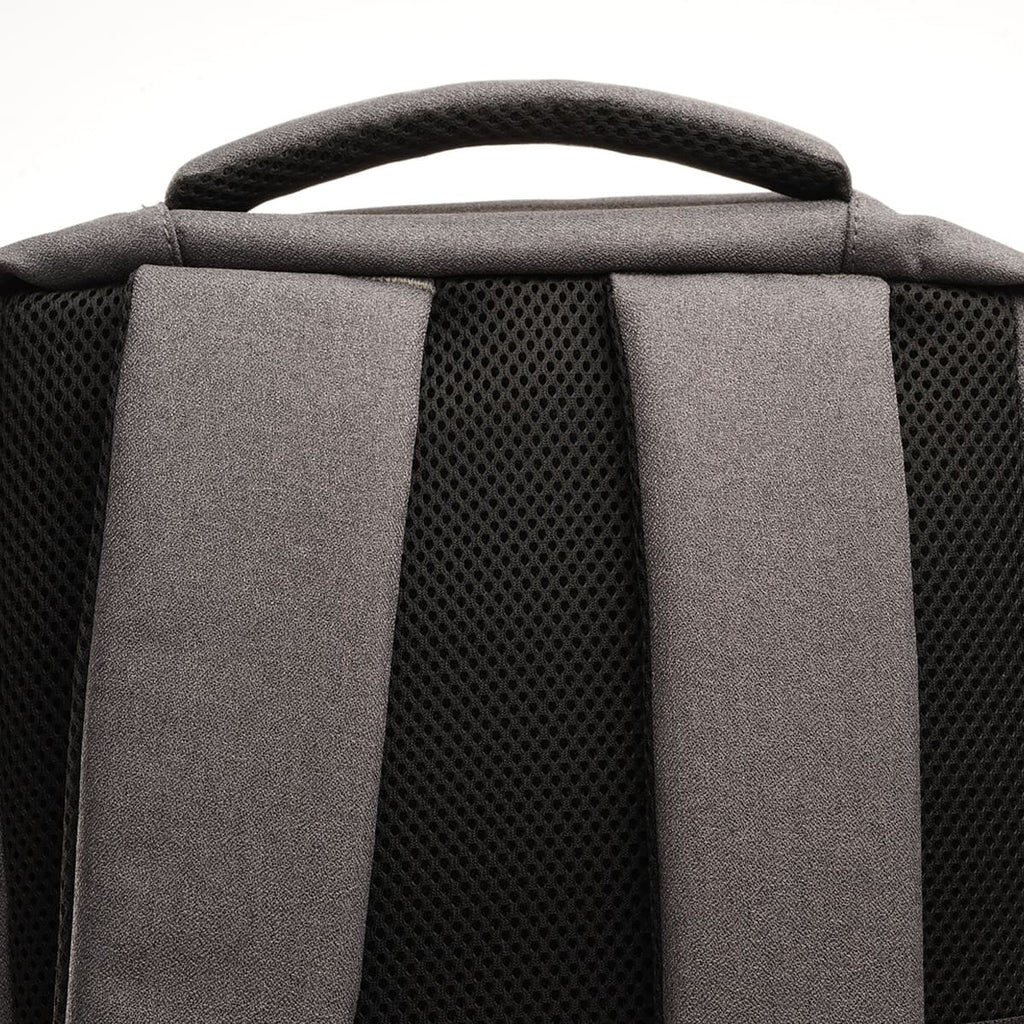 Porta notebook impermeable anti robo USB manija